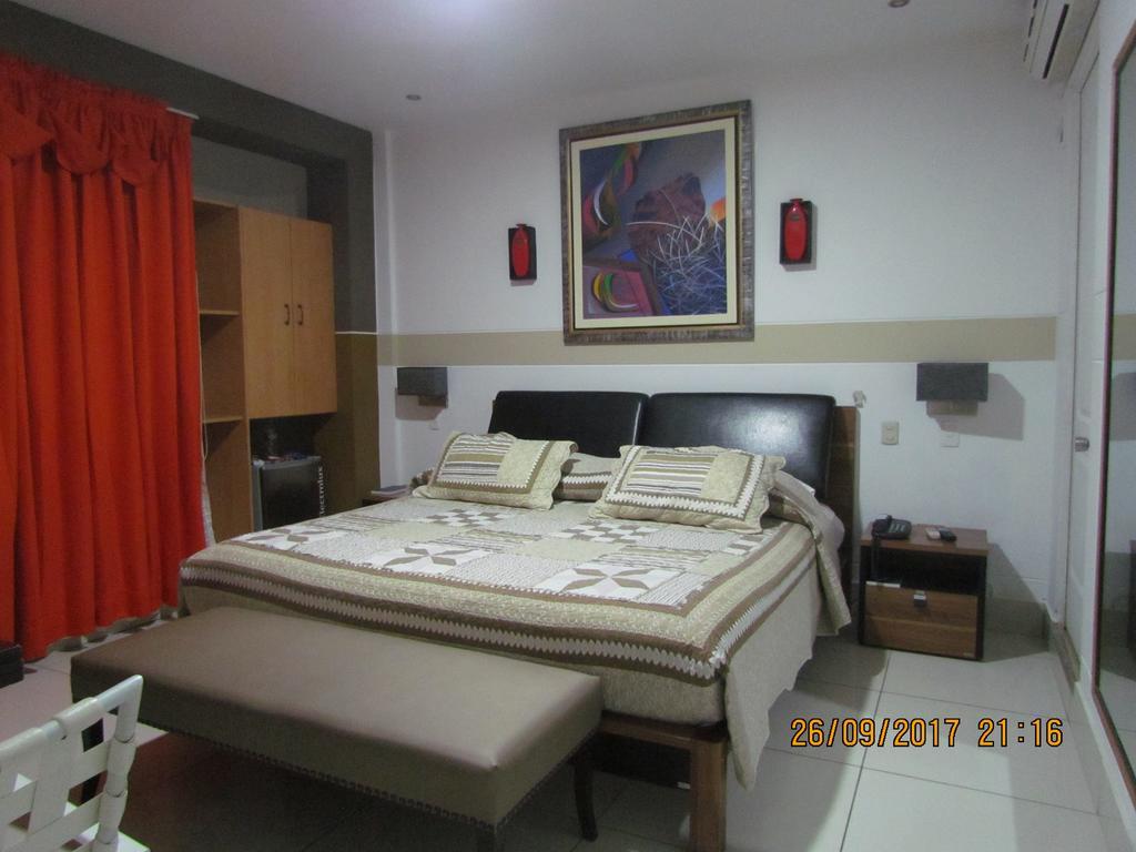 Rizzo Plaza Hotel Tumbes Esterno foto