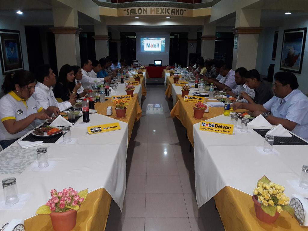 Rizzo Plaza Hotel Tumbes Esterno foto